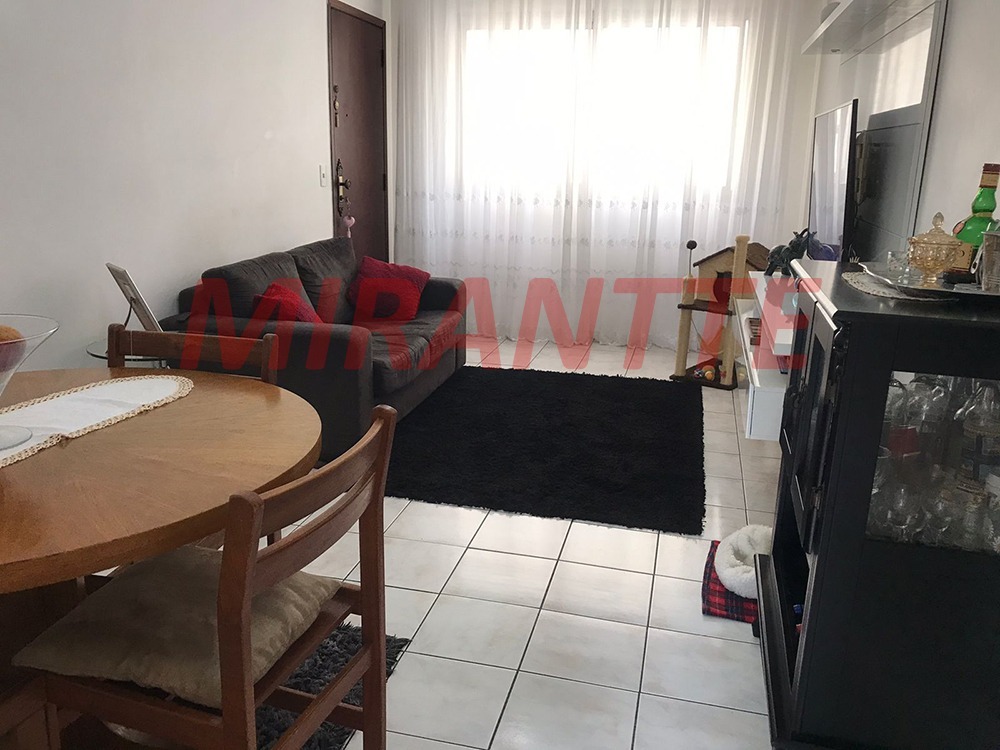 Apartamento de 63m² com 2 quartos em Santa Teresinha