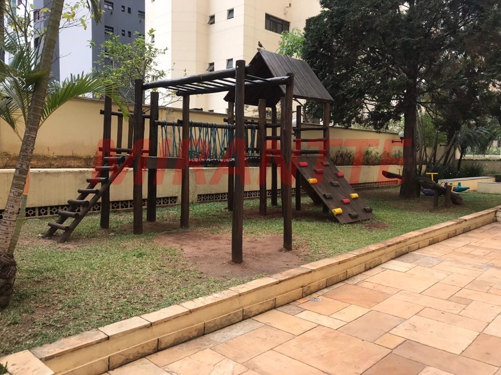 Apartamento de 63m² com 2 quartos em Santa Teresinha