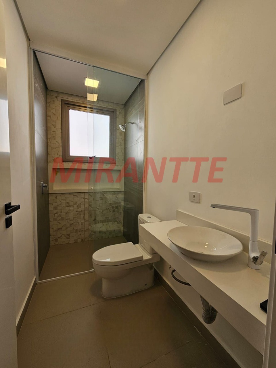 Cond. fechado de 363m² com 4 quartos em ALPHAVILLE