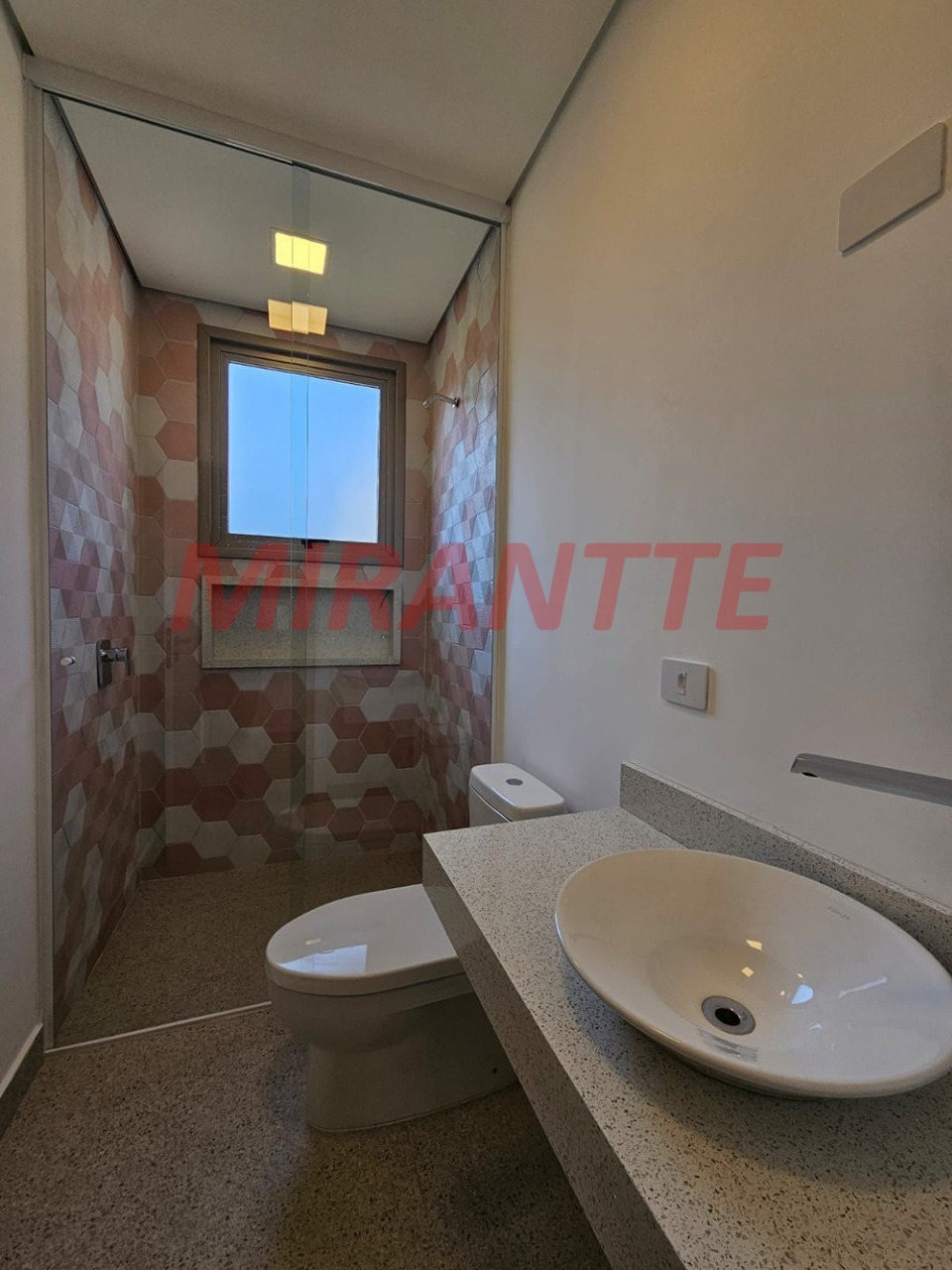 Cond. fechado de 363m² com 4 quartos em ALPHAVILLE