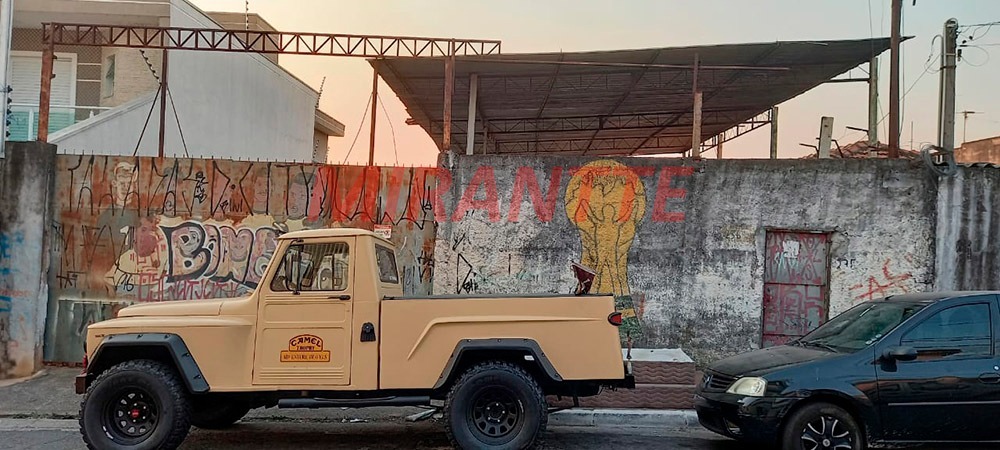 Terreno de m² em Limão