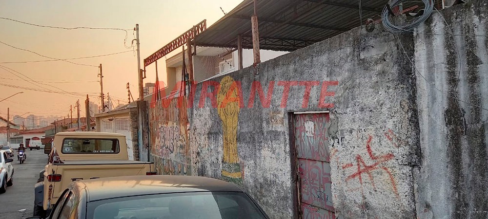 Terreno de m² em Limão