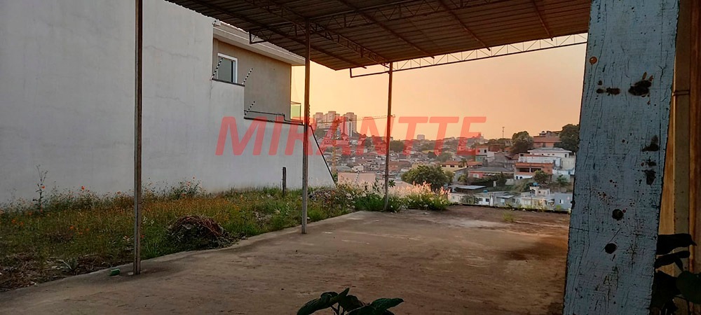 Terreno de m² em Limão