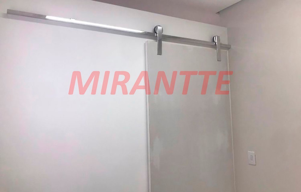 Conjunto comercial de 105m² em Santa Teresinha