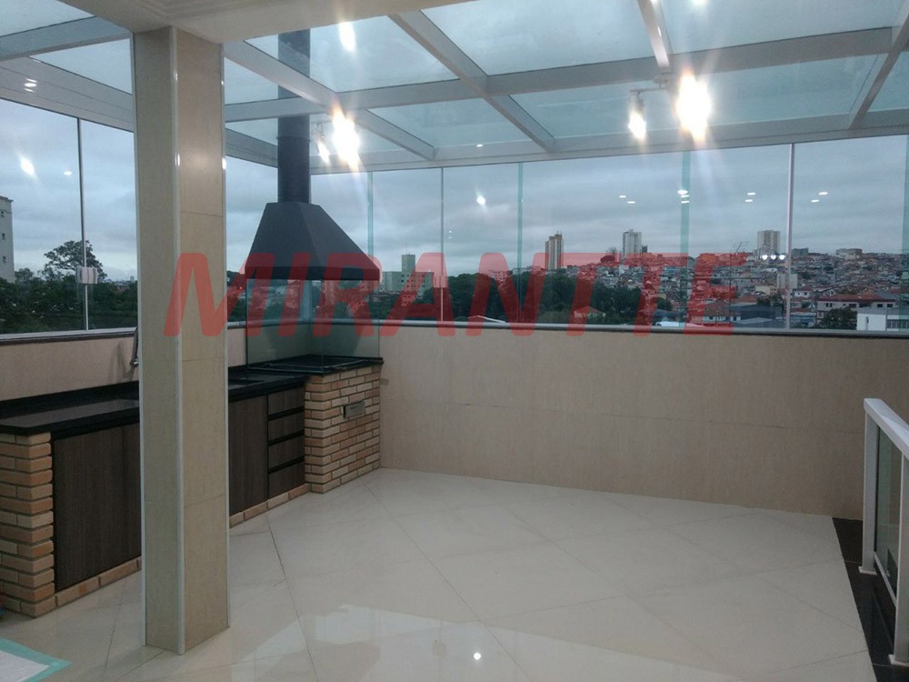 Sobrado de 299m² com 3 quartos em Vila Nivi