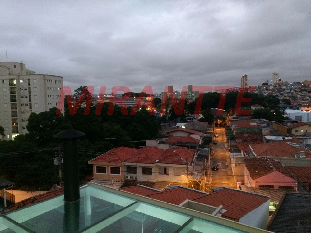 Sobrado de 299m² com 3 quartos em Vila Nivi