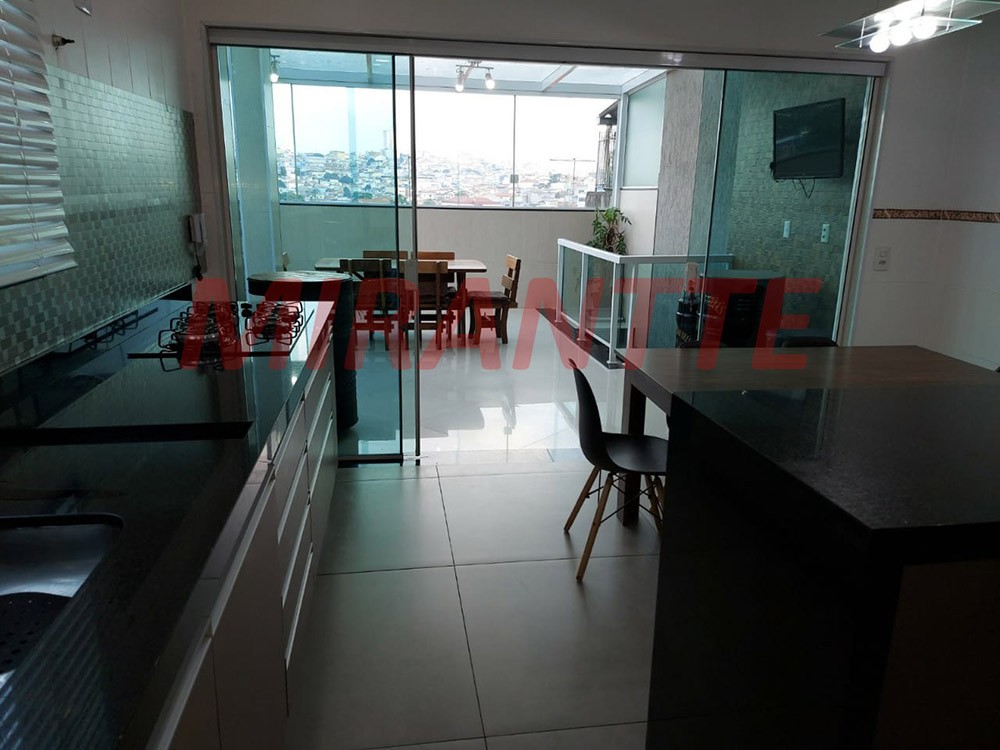 Sobrado de 299m² com 3 quartos em Vila Nivi