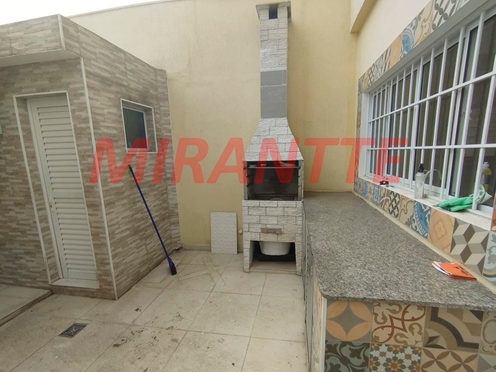 Sobrado de 135m² com 4 quartos em Vila Pauliceia