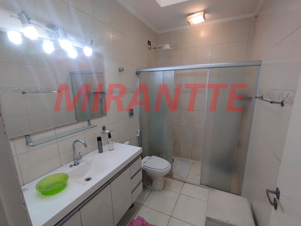 Sobrado de 135m² com 4 quartos em Vila Pauliceia