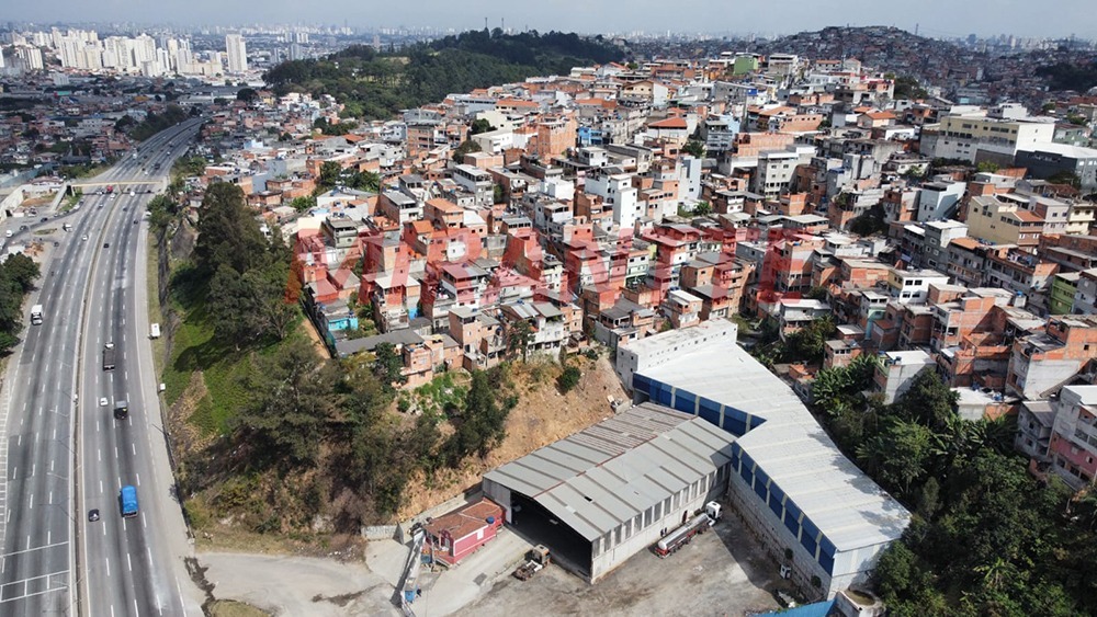 Terreno de 0m² em Parque Edu Chaves