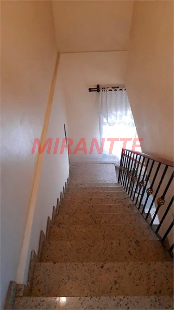 Sobrado de 200m² com 6 quartos em Vila Medeiros