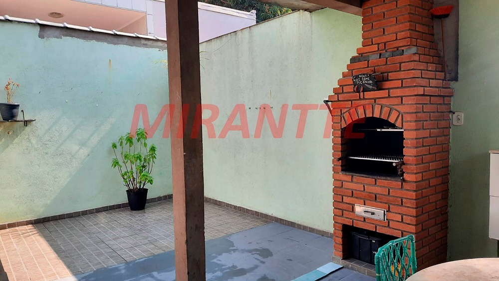 Sobrado de 160m² com 6 quartos em Vila Ede