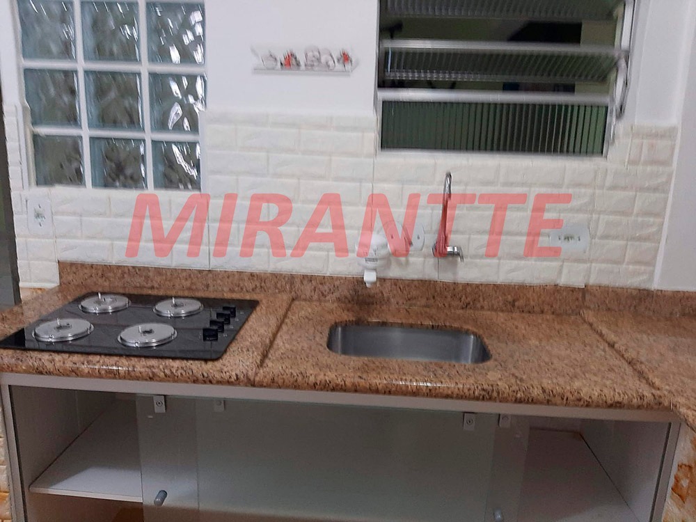 Sobrado de 160m² com 6 quartos em Vila Ede