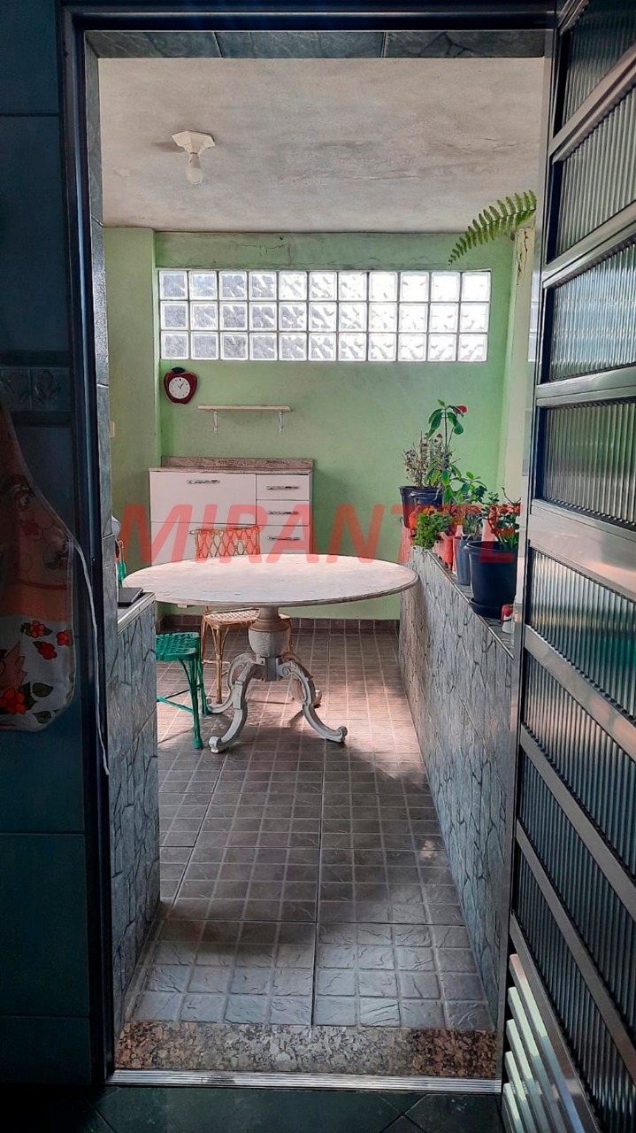 Sobrado de 160m² com 6 quartos em Vila Ede