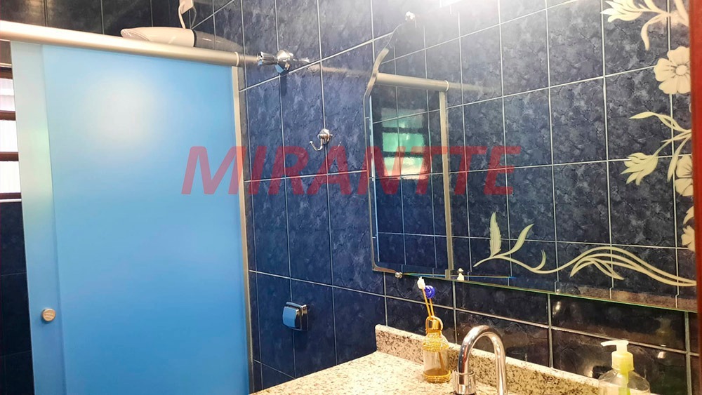 Sobrado de 160m² com 6 quartos em Vila Ede
