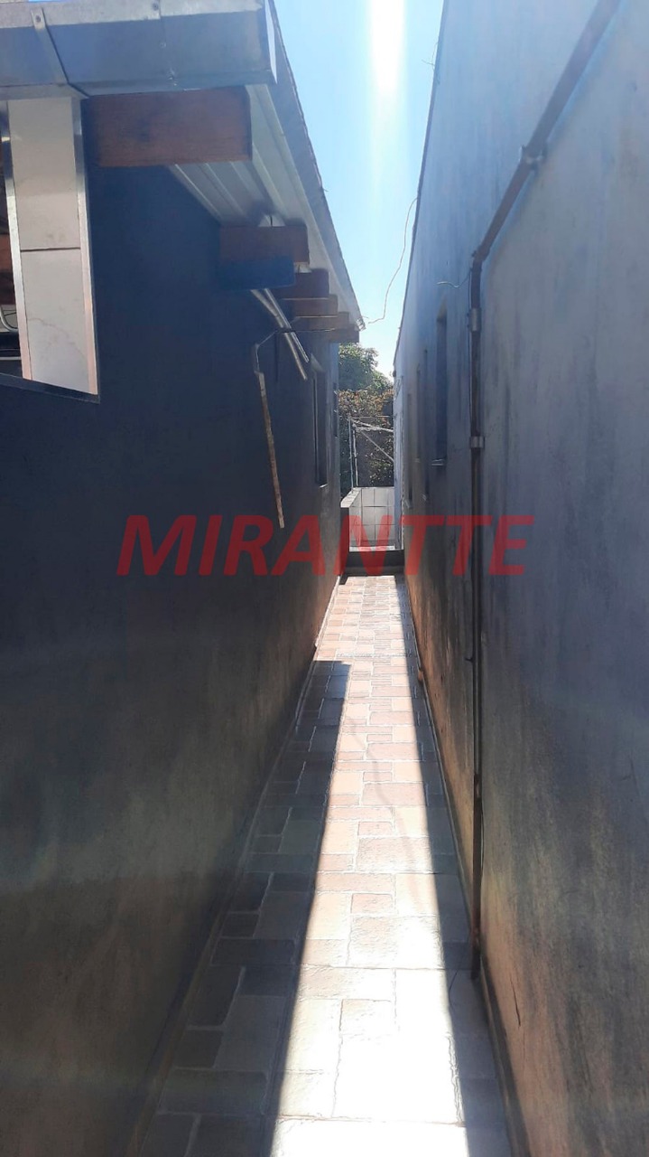 Sobrado de 160m² com 6 quartos em Vila Ede