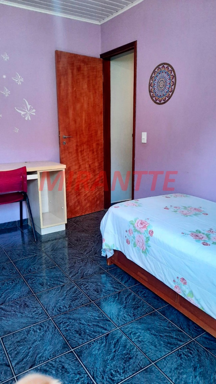 Sobrado de 160m² com 6 quartos em Vila Ede