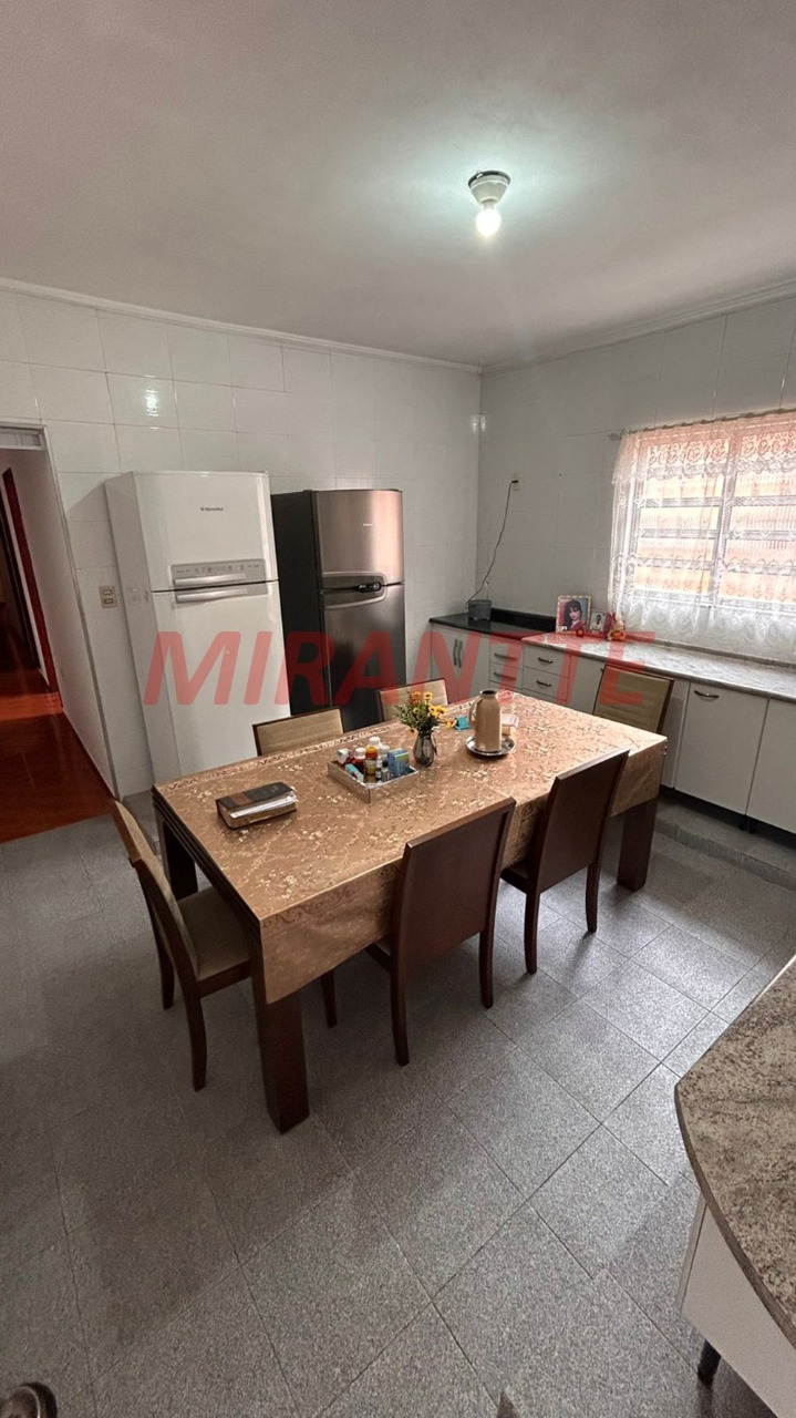 Casa terrea de 300m² com 4 quartos em Jardim Peri
