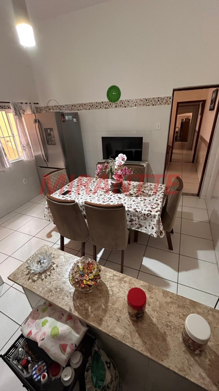 Casa terrea de 300m² com 4 quartos em Jardim Peri