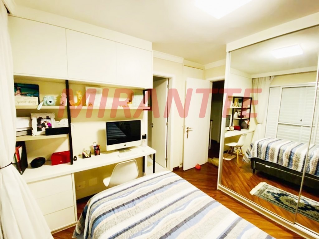 Cond. fechado de 198m² com 4 quartos em Tucuruvi