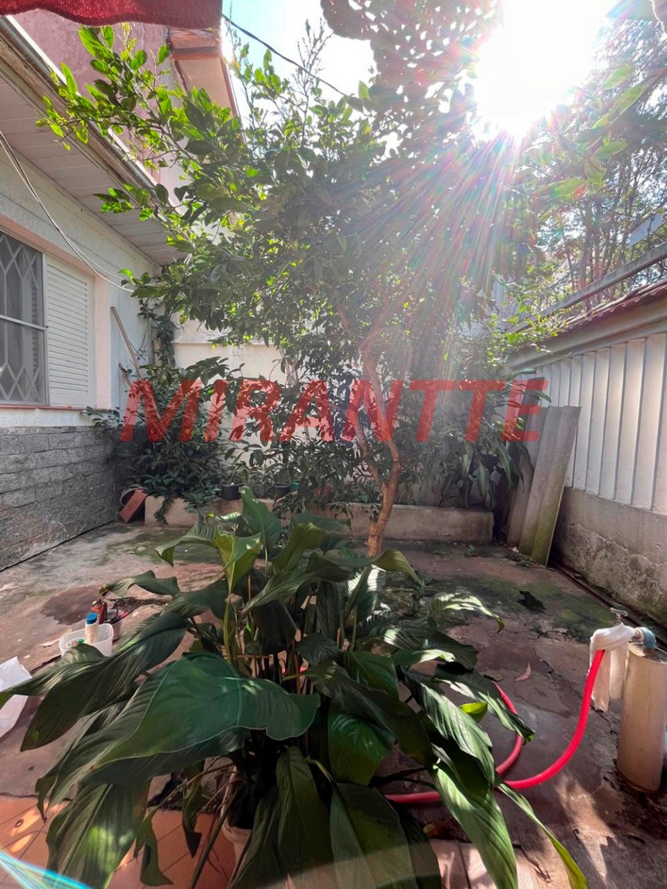 Casa terrea de 100m² com 2 quartos em Gopoúva