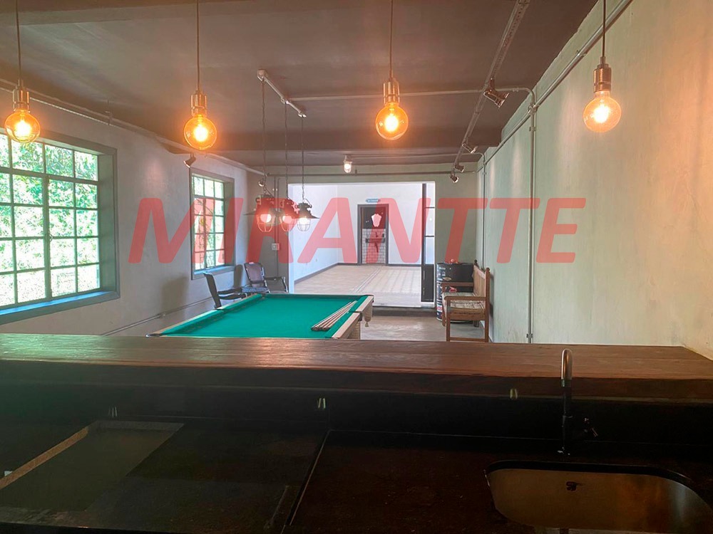 Cond. fechado de 561m² com 4 quartos em Serra da Cantareira