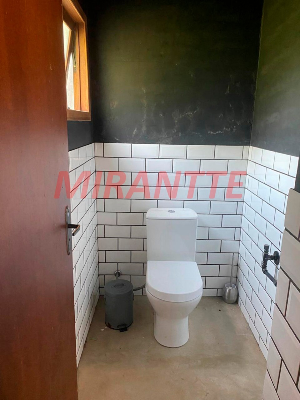 Cond. fechado de 561m² com 4 quartos em Serra da Cantareira