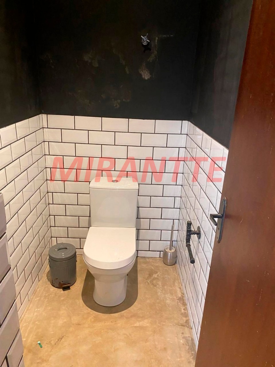 Cond. fechado de 561m² com 4 quartos em Serra da Cantareira