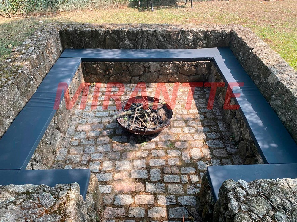 Cond. fechado de 561m² com 4 quartos em Serra da Cantareira