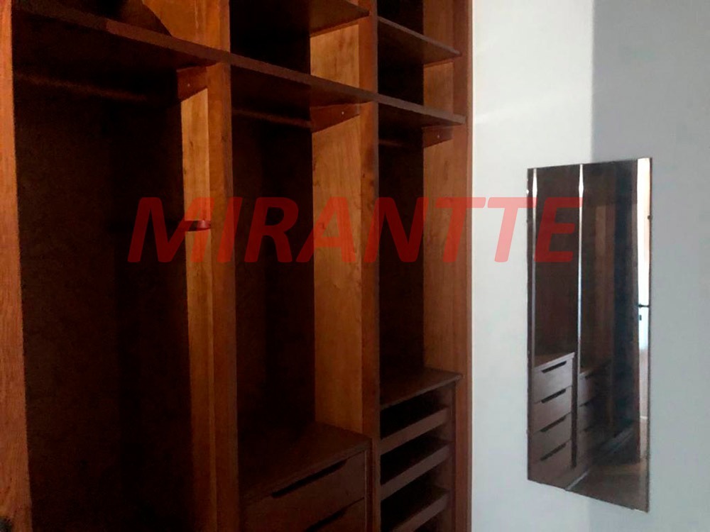 Cond. fechado de 469m² com 4 quartos em Alphaville 5