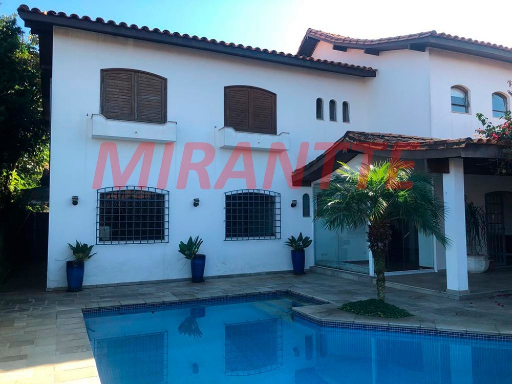 Cond. fechado de 469m² com 4 quartos em Alphaville 5