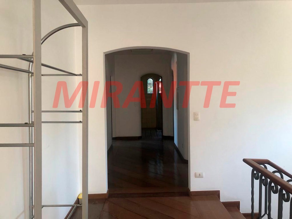 Cond. fechado de 469m² com 4 quartos em Alphaville 5