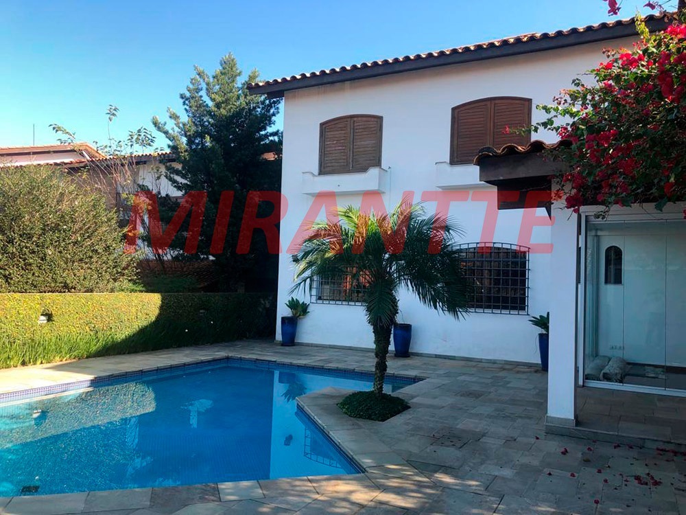 Cond. fechado de 469m² com 4 quartos em Alphaville 5