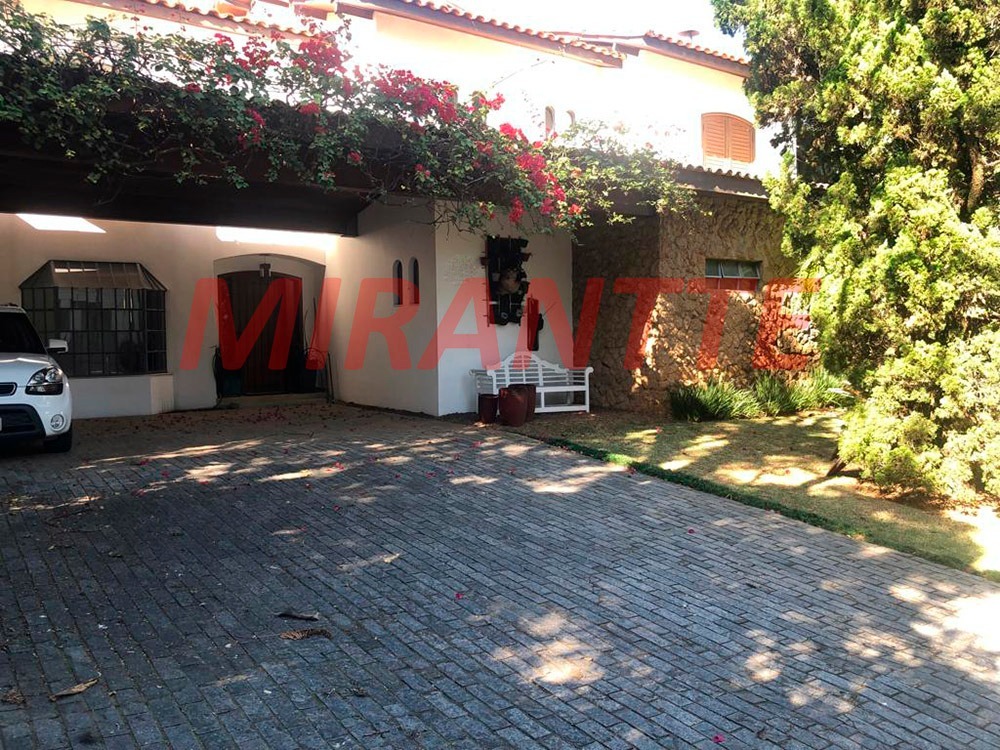 Cond. fechado de 469m² com 4 quartos em Alphaville 5