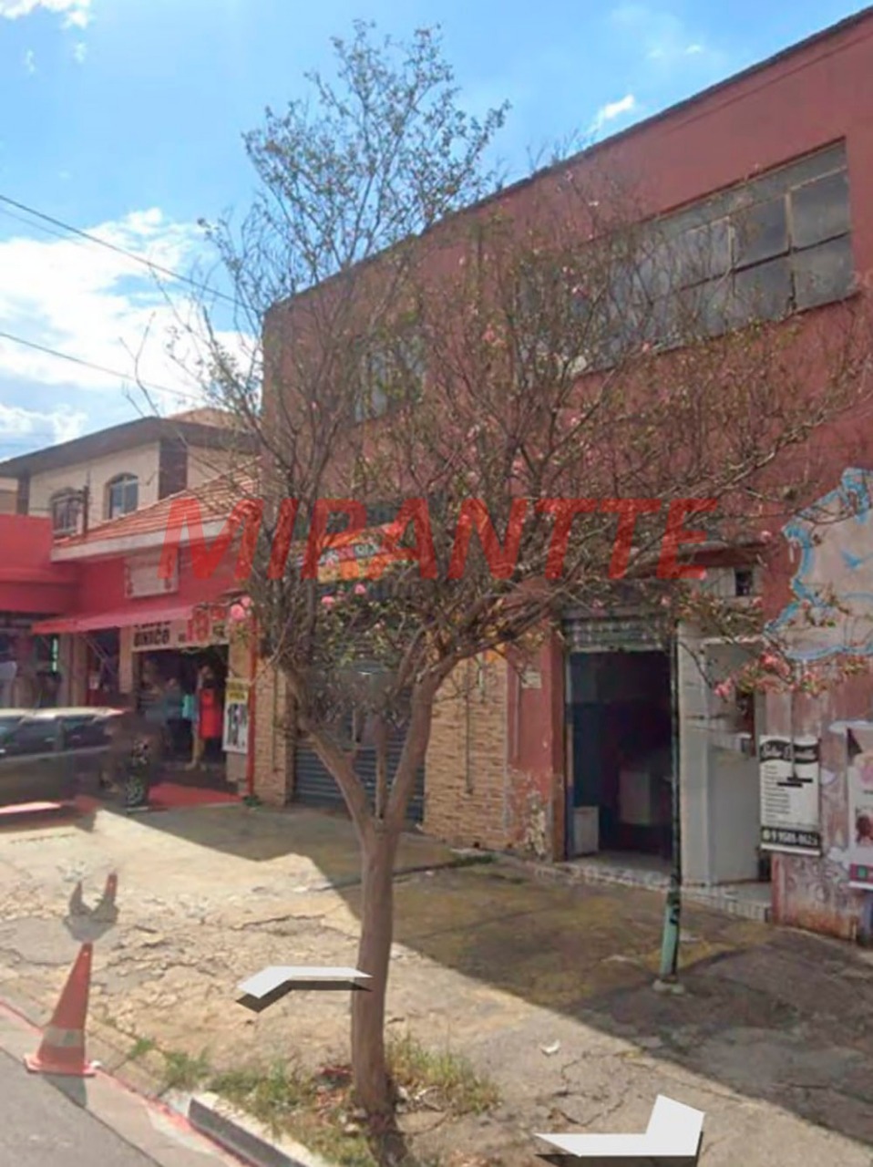 Comercial de 525m² em Vila Gustavo
