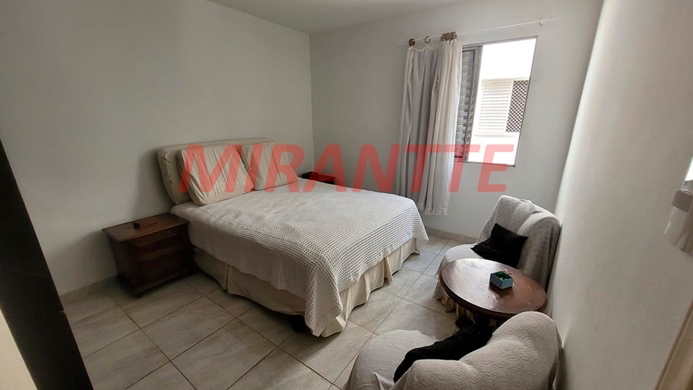 Apartamento de 79m² com 2 quartos em Água Fria