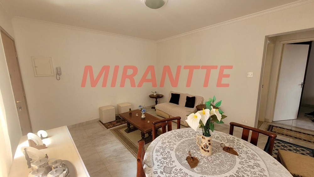 Apartamento de 79m² com 2 quartos em Água Fria