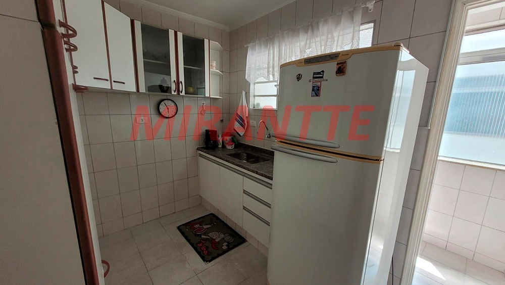Apartamento de 79m² com 2 quartos em Água Fria
