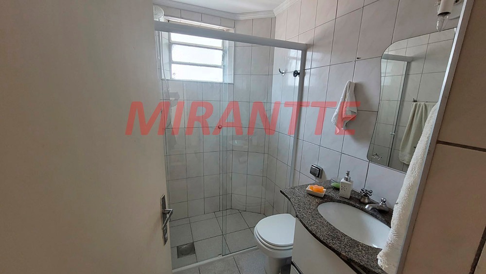 Apartamento de 79m² com 2 quartos em Água Fria