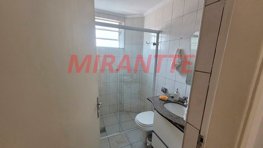 Apartamento de 79m² com 2 quartos em Água Fria