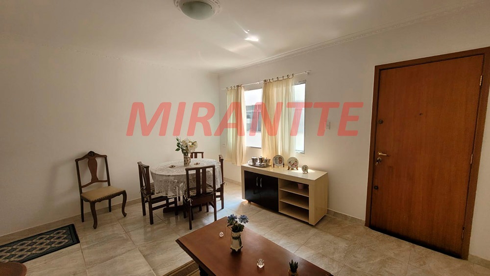 Apartamento de 79m² com 2 quartos em Água Fria