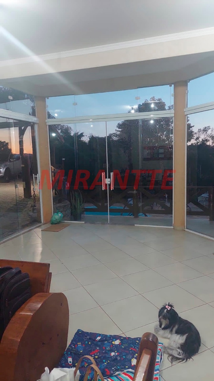 Cond. fechado de 325m² com 4 quartos em Residencial Cantareira