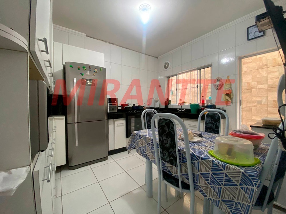 Sobrado de 102m² com 3 quartos em Vila Gustavo