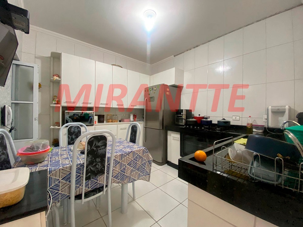 Sobrado de 102m² com 3 quartos em Vila Gustavo