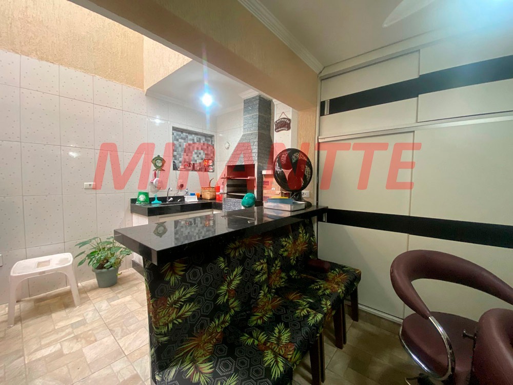 Sobrado de 102m² com 3 quartos em Vila Gustavo