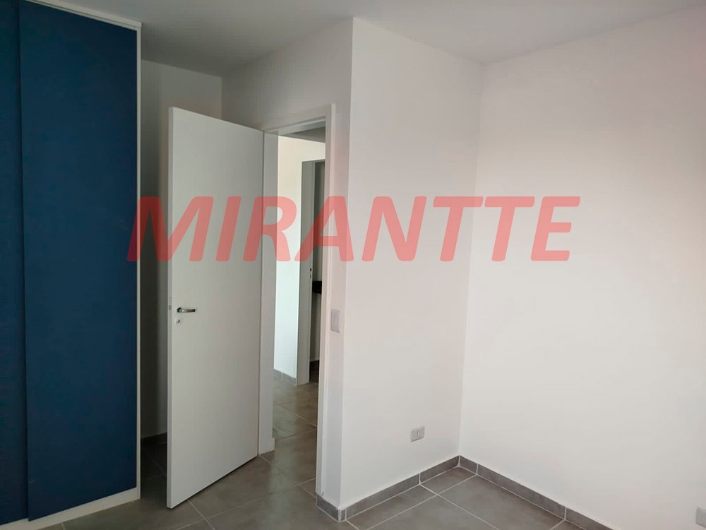 Apartamento de 42m² com 2 quartos em Vila Mazzei