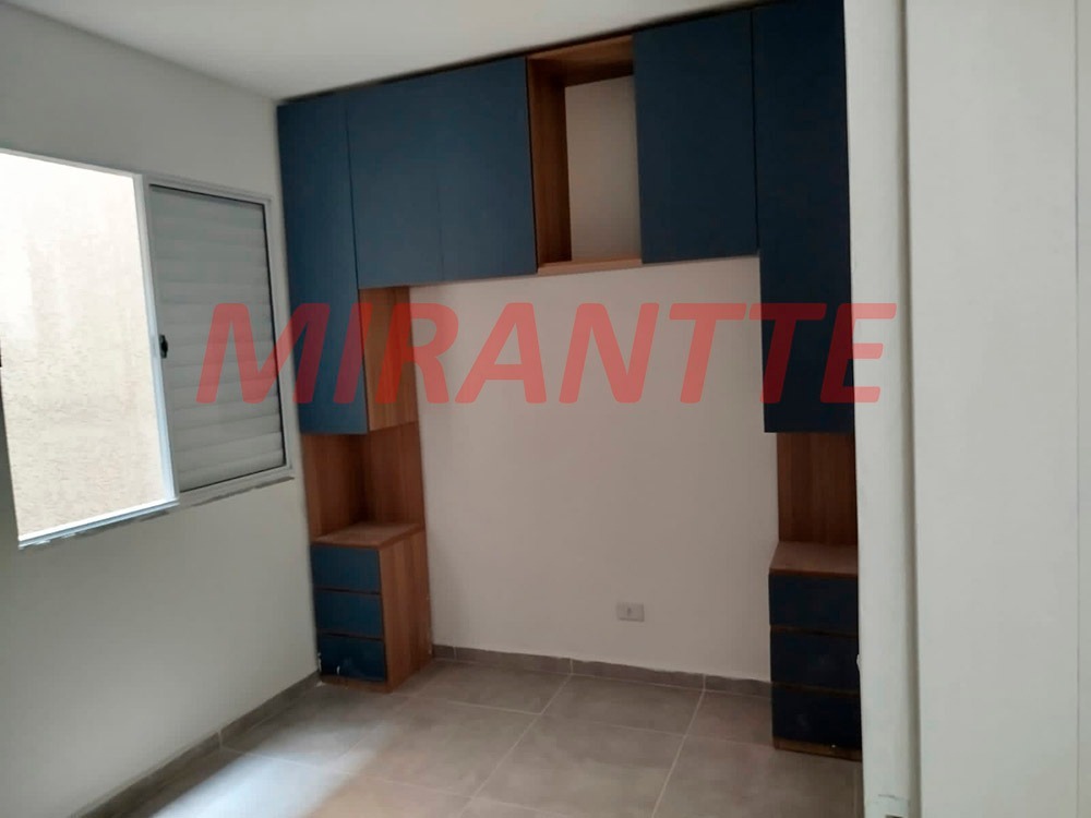Apartamento de 42m² com 2 quartos em Vila Mazzei