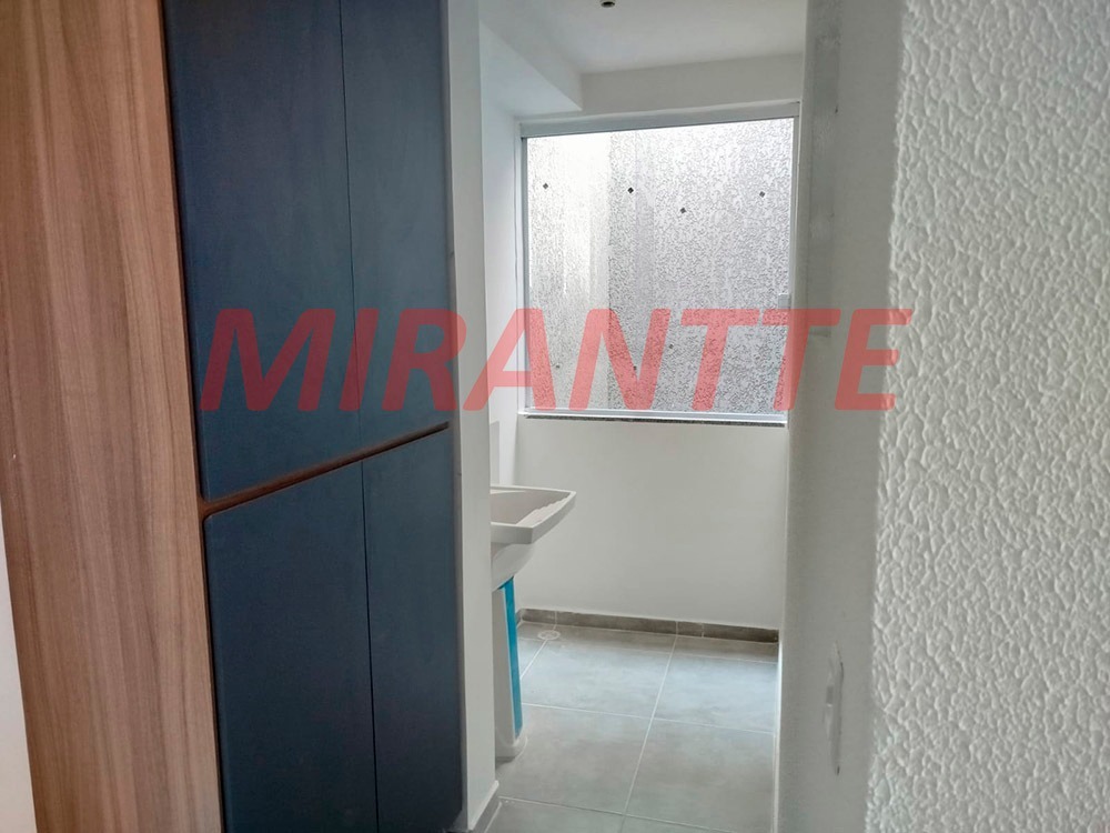 Apartamento de 45m² com 2 quartos em Vila Mazzei