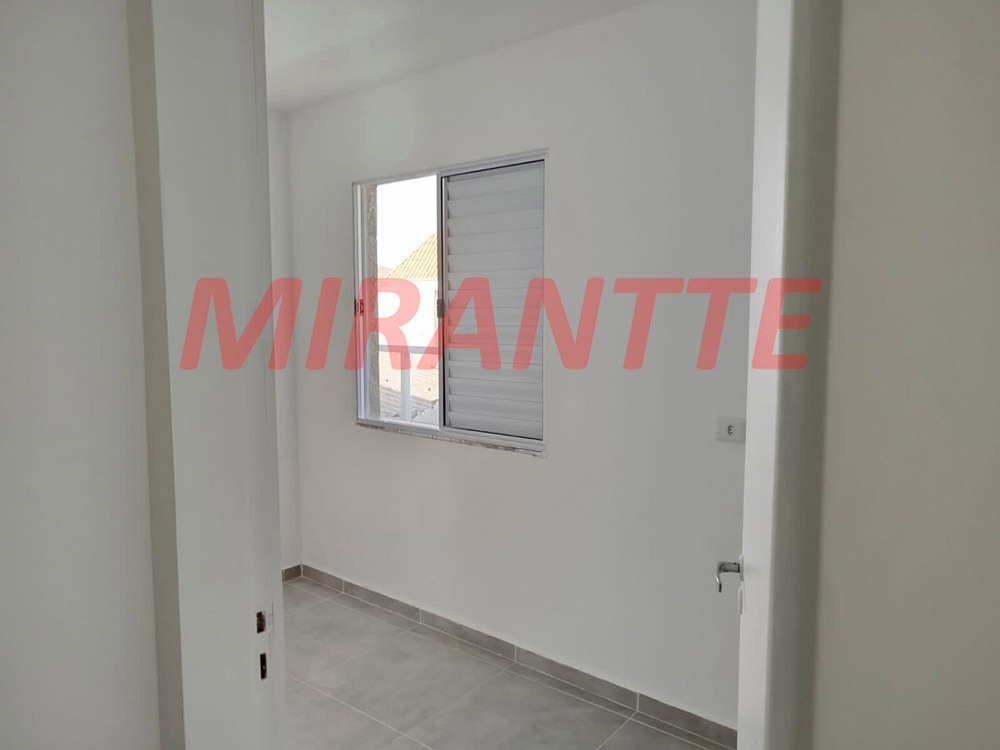 Apartamento de 42m² com 2 quartos em Vila Mazzei