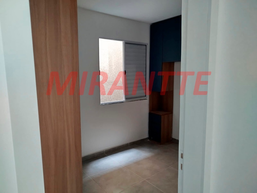 Apartamento de 42m² com 2 quartos em Vila Mazzei